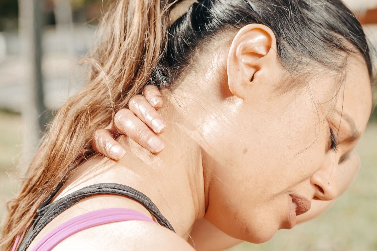 Neck pain and whiplash after an auto accident, treated in Branson, MO